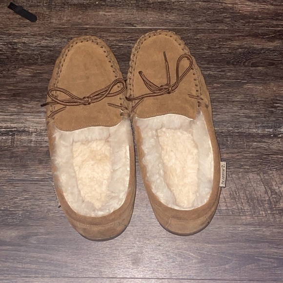 BearPaw Tan Suede Moccasins with Bow - Picture 2 of 3
